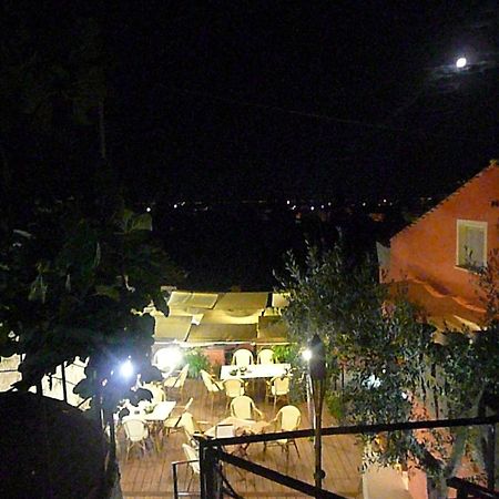 Giu Al Mulino Guest House Pontecagnano Exterior photo